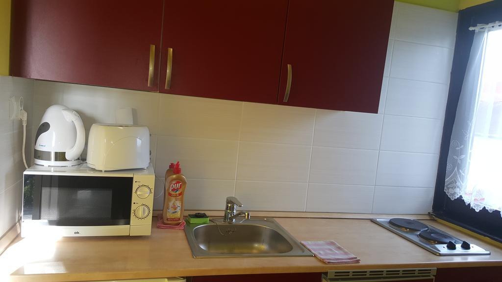Nador Apartman Apartment Balatonlelle Exterior foto