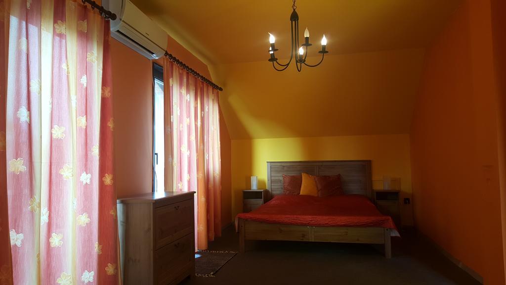 Nador Apartman Apartment Balatonlelle Exterior foto