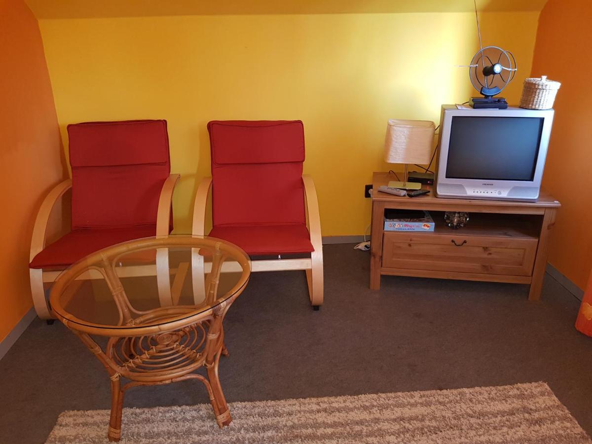 Nador Apartman Apartment Balatonlelle Exterior foto